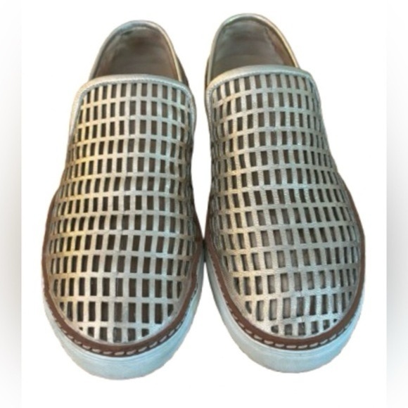 Antonio Melani Lace Rhinestone Slip On Sneakers size 8.5 - Picture 3 of 4